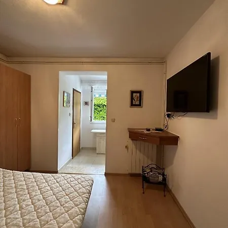 Apartment Vanda I Vlado Porec