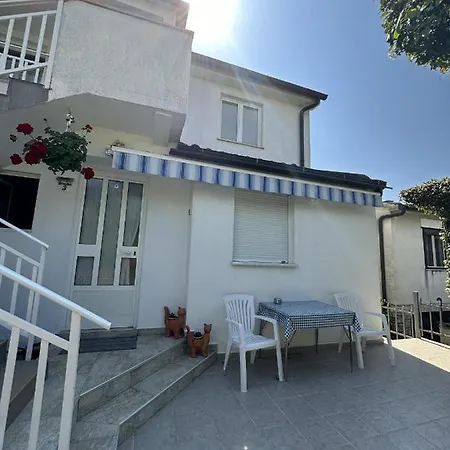 Vanda I Vlado Apartment Porec
